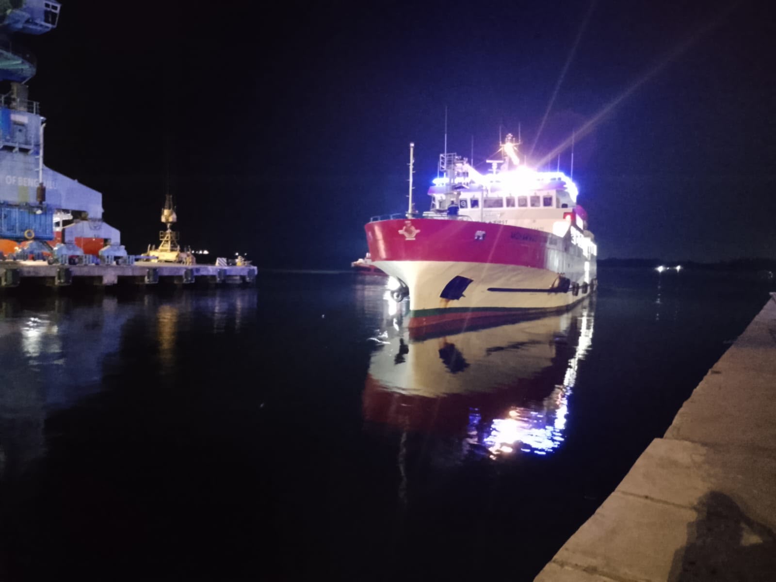Enggano Terhubung, Dua Kapal Berangkat dari Pulau Baai Bawa Ratusan Penumpang dan Kendaraan